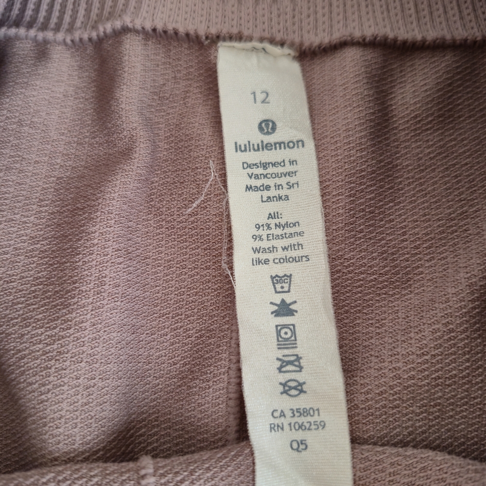 Lululemon Ebb to Street Tight Ruched Crop Leggings Mauve Size 12 - Picture 7 of 14